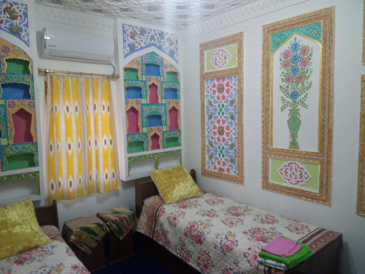 Al Hilol Guesthouse Bukhara Eksteriør billede