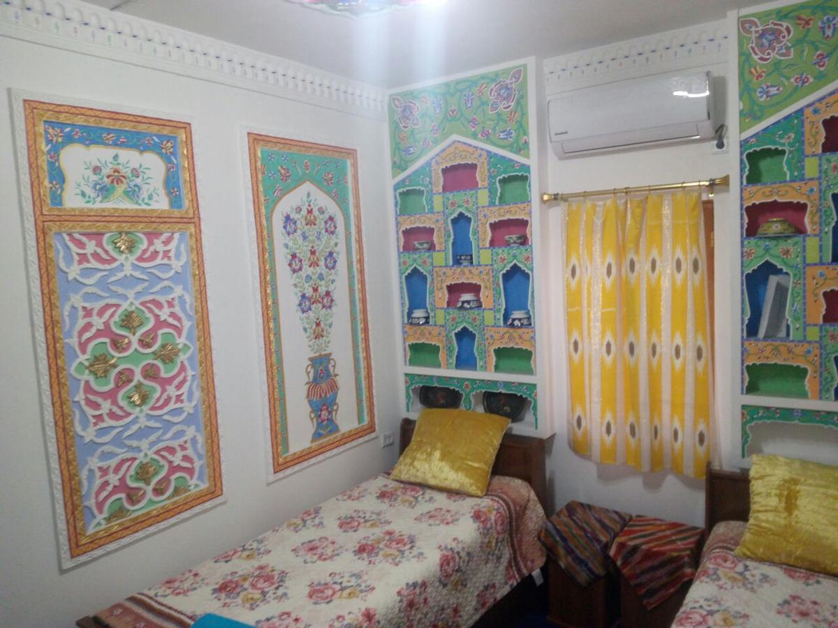 Al Hilol Guesthouse Bukhara Eksteriør billede